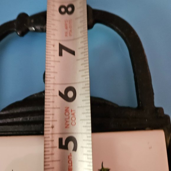 vintage cast iron trivet good used condition made in France. - Picture 5 of 6